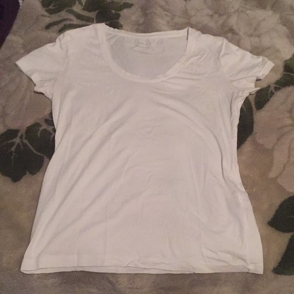 White T shirt